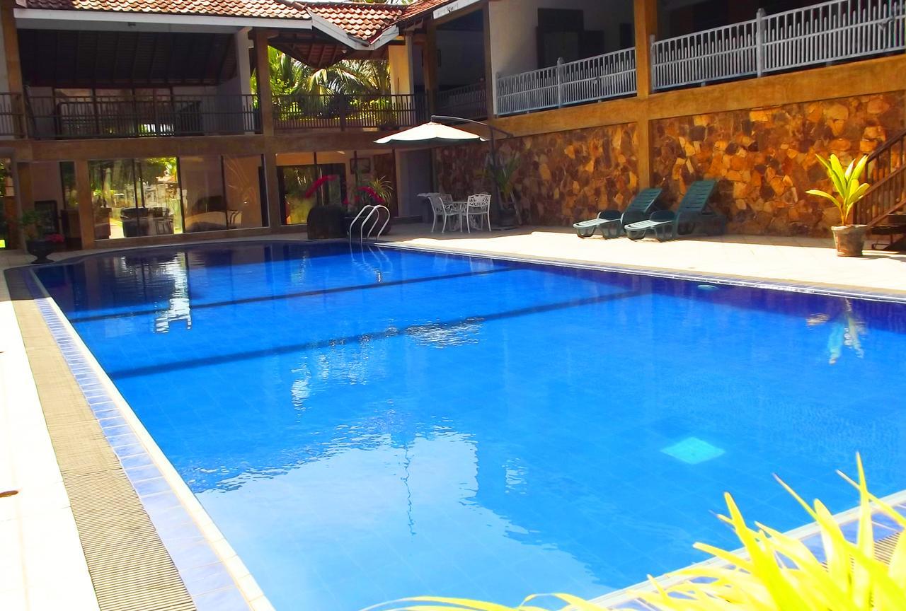 Romantic Garden Hotel Negombo Exteriör bild