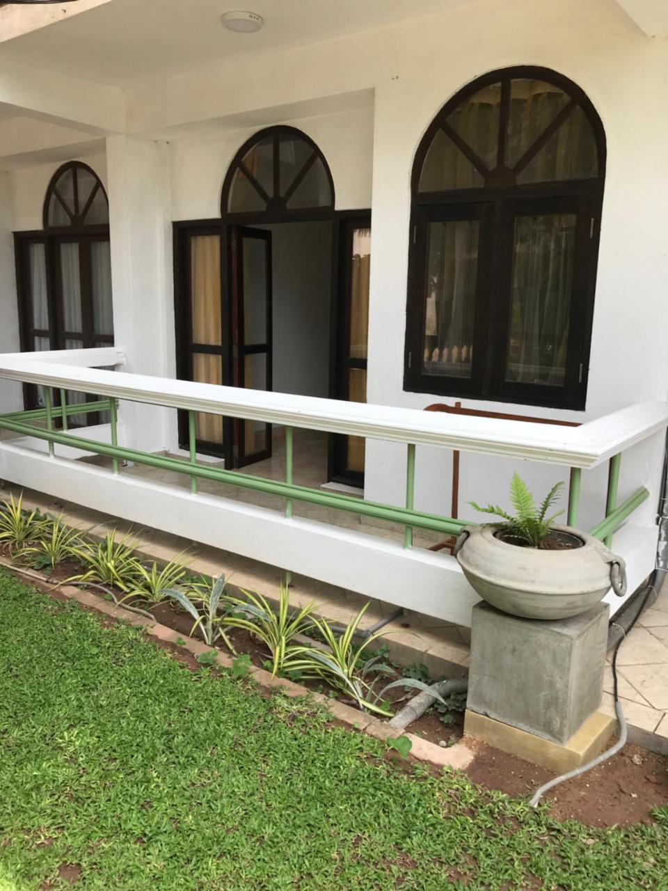 Romantic Garden Hotel Negombo Exteriör bild
